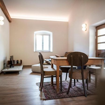Apartamento Weingut Kornell - Schafferhaus Cosmas Und Zeder Terlano Exterior foto