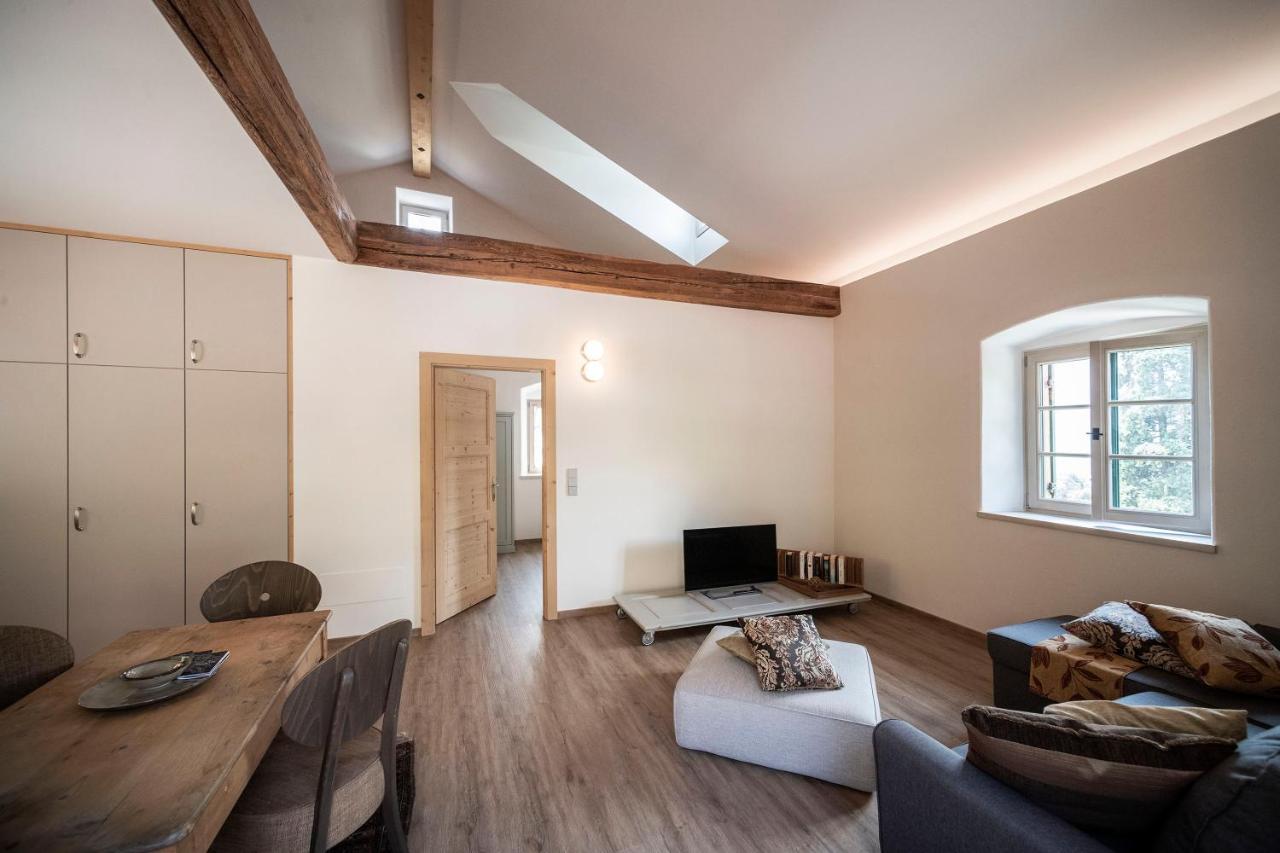 Apartamento Weingut Kornell - Schafferhaus Cosmas Und Zeder Terlano Exterior foto